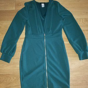 Green dress Size Large Brand Cameo